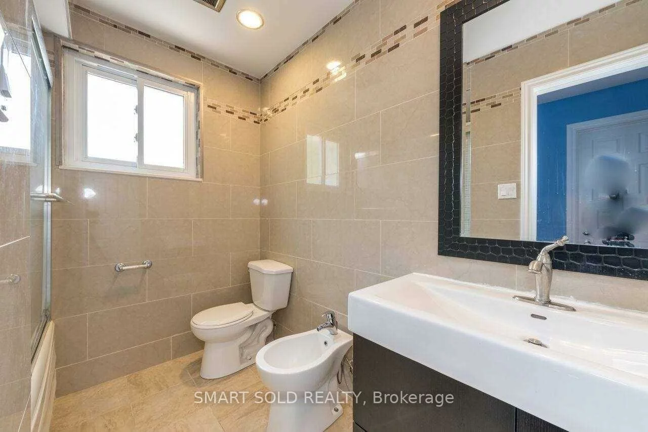 1116, Pomona, Erindale, Mississauga