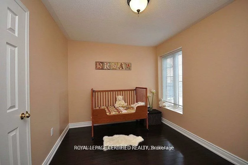 426, Orange Walk, Hurontario, Mississauga