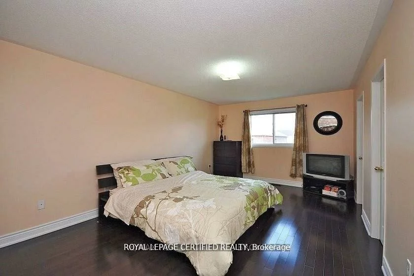 426, Orange Walk, Hurontario, Mississauga