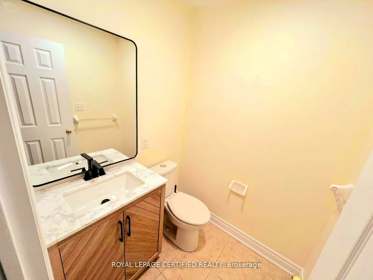 426, Orange Walk, Hurontario, Mississauga