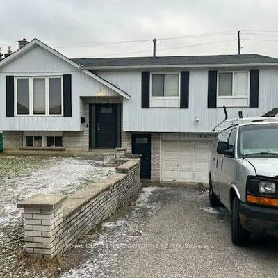 7638, Benavon, Malton, Mississauga