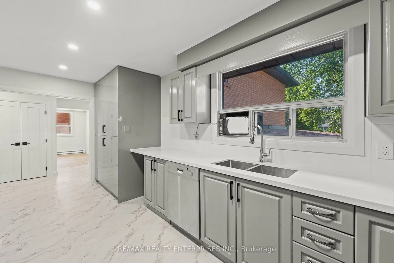 2348, Denise, Lakeview, Mississauga