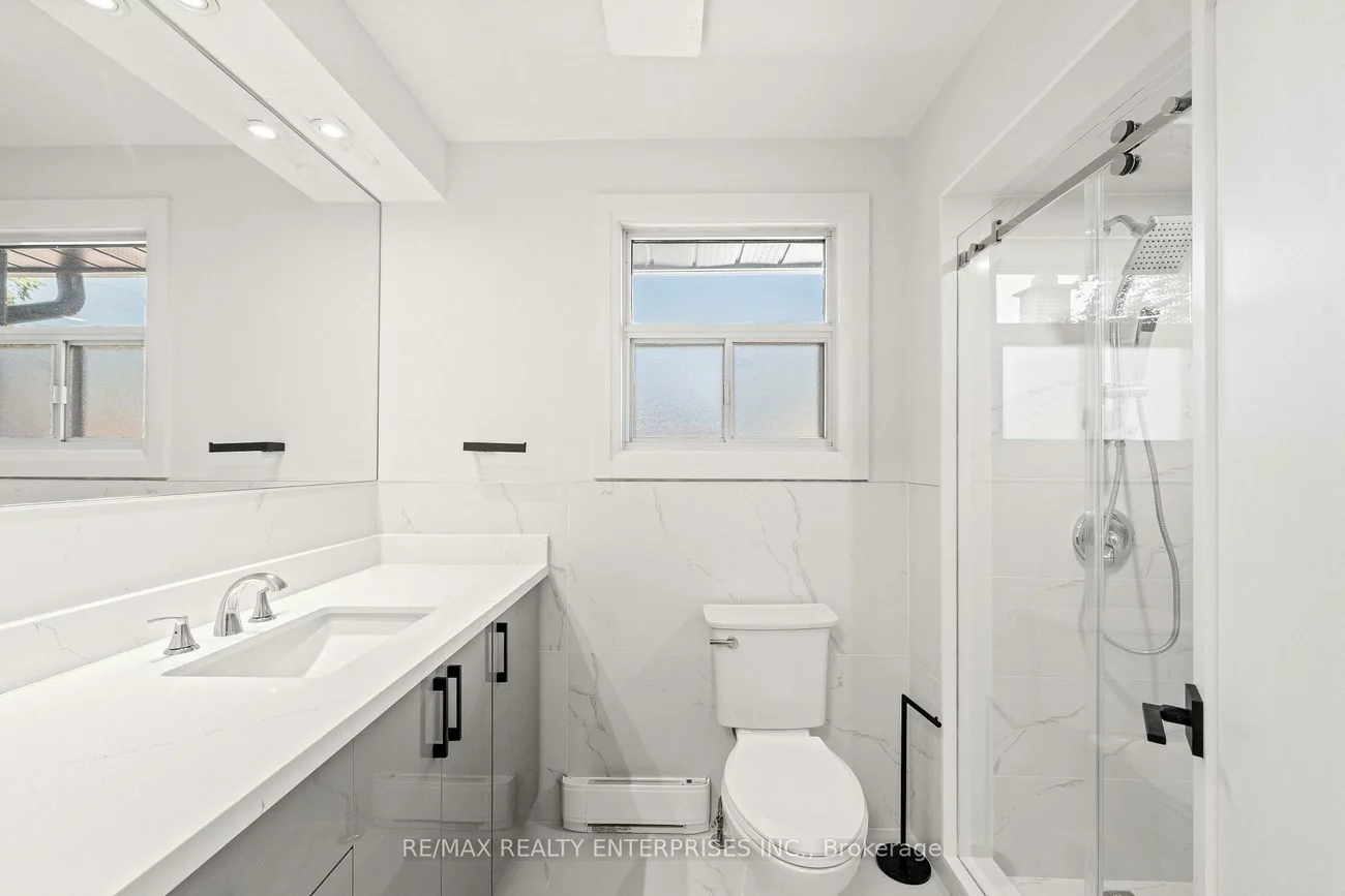 2348, Denise, Lakeview, Mississauga