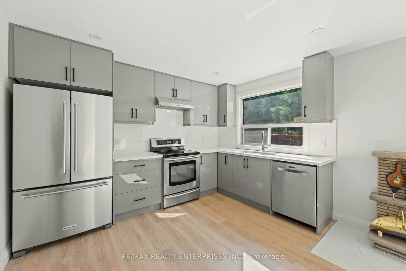 2348, Denise, Lakeview, Mississauga