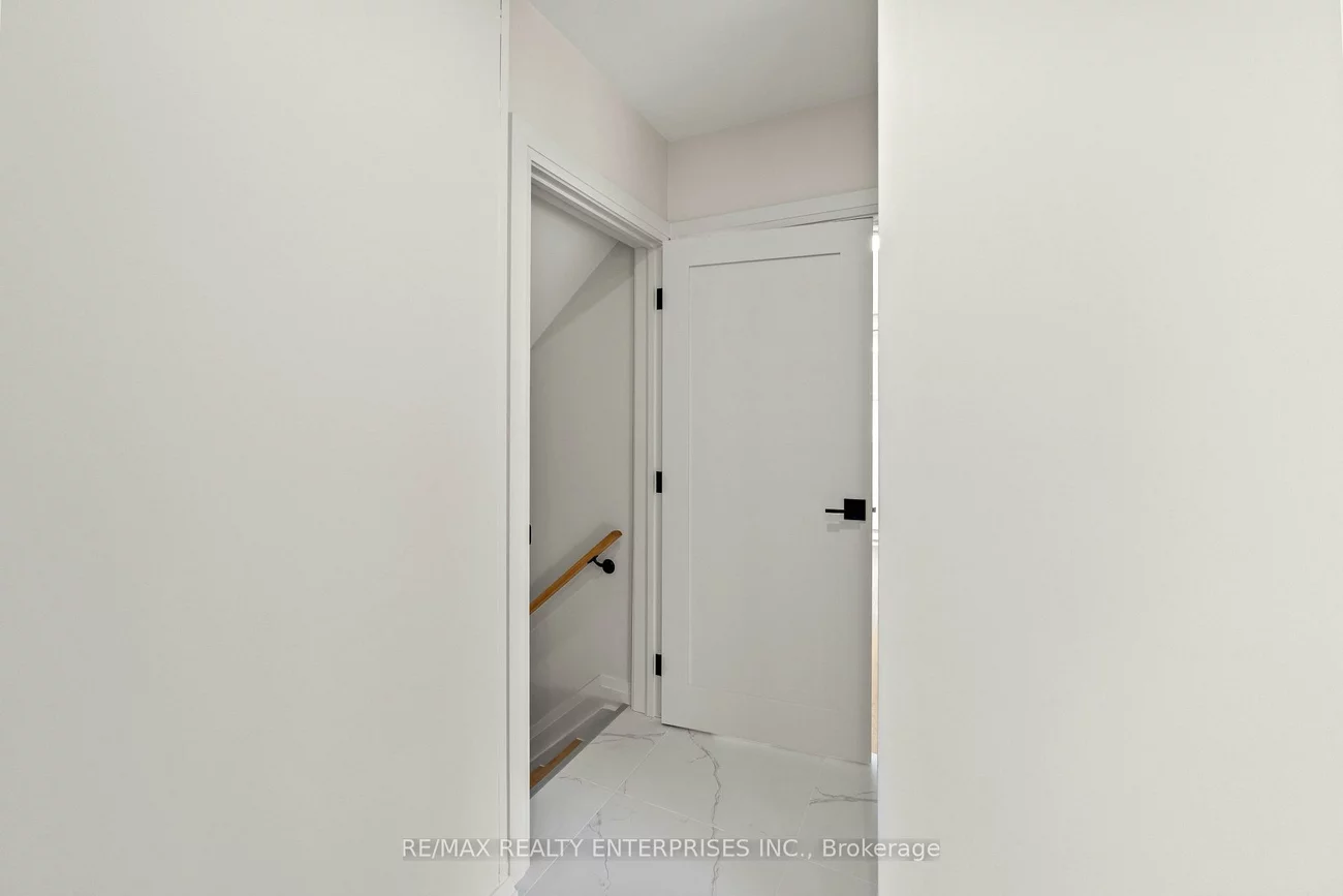 2348, Denise, Lakeview, Mississauga
