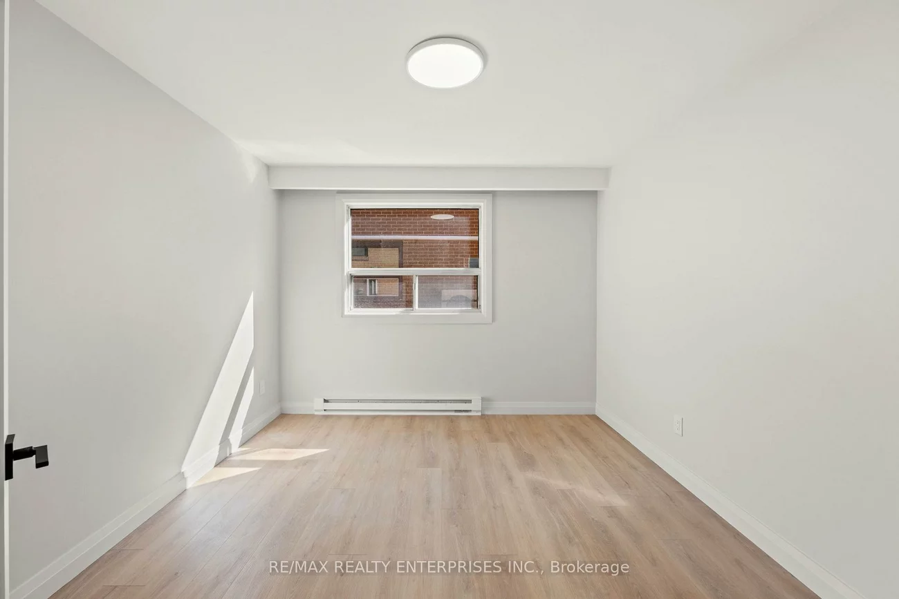2348, Denise, Lakeview, Mississauga