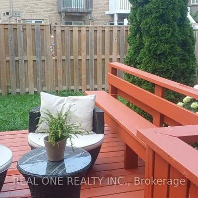 622, Candlestick, Hurontario, Mississauga
