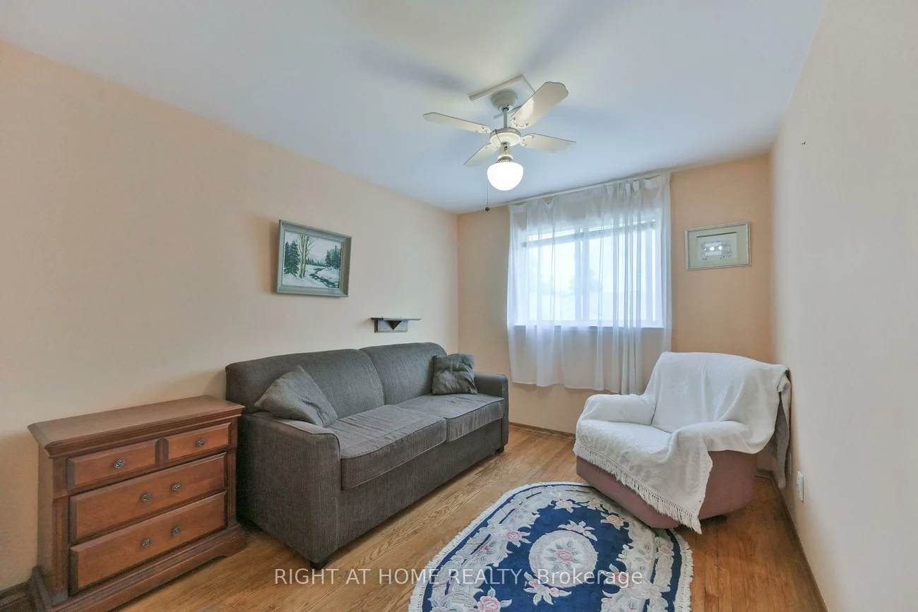 1728, Pickmere, Applewood, Mississauga