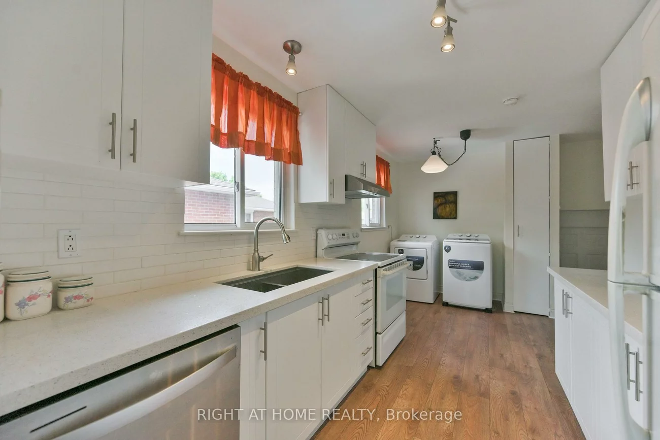 1728, Pickmere, Applewood, Mississauga