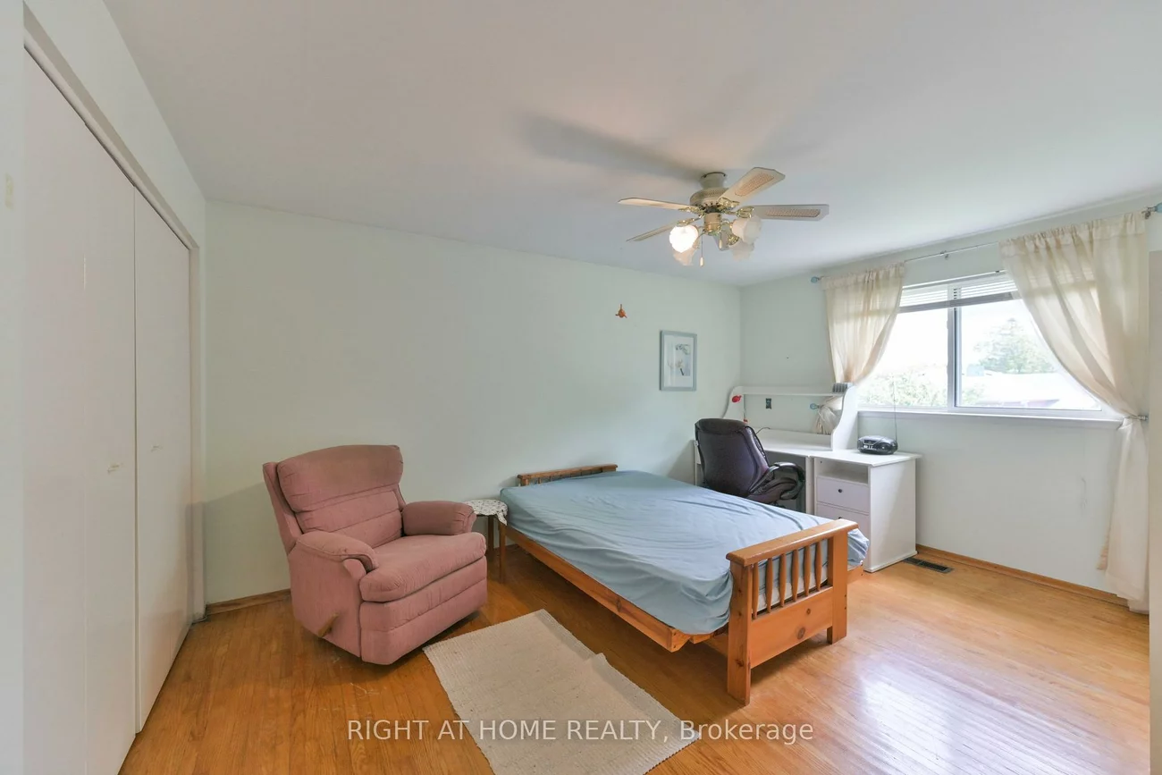 1728, Pickmere, Applewood, Mississauga