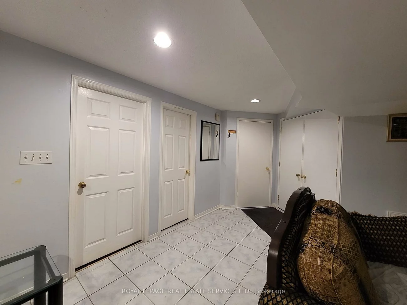 323, Winfield, Hurontario, Mississauga