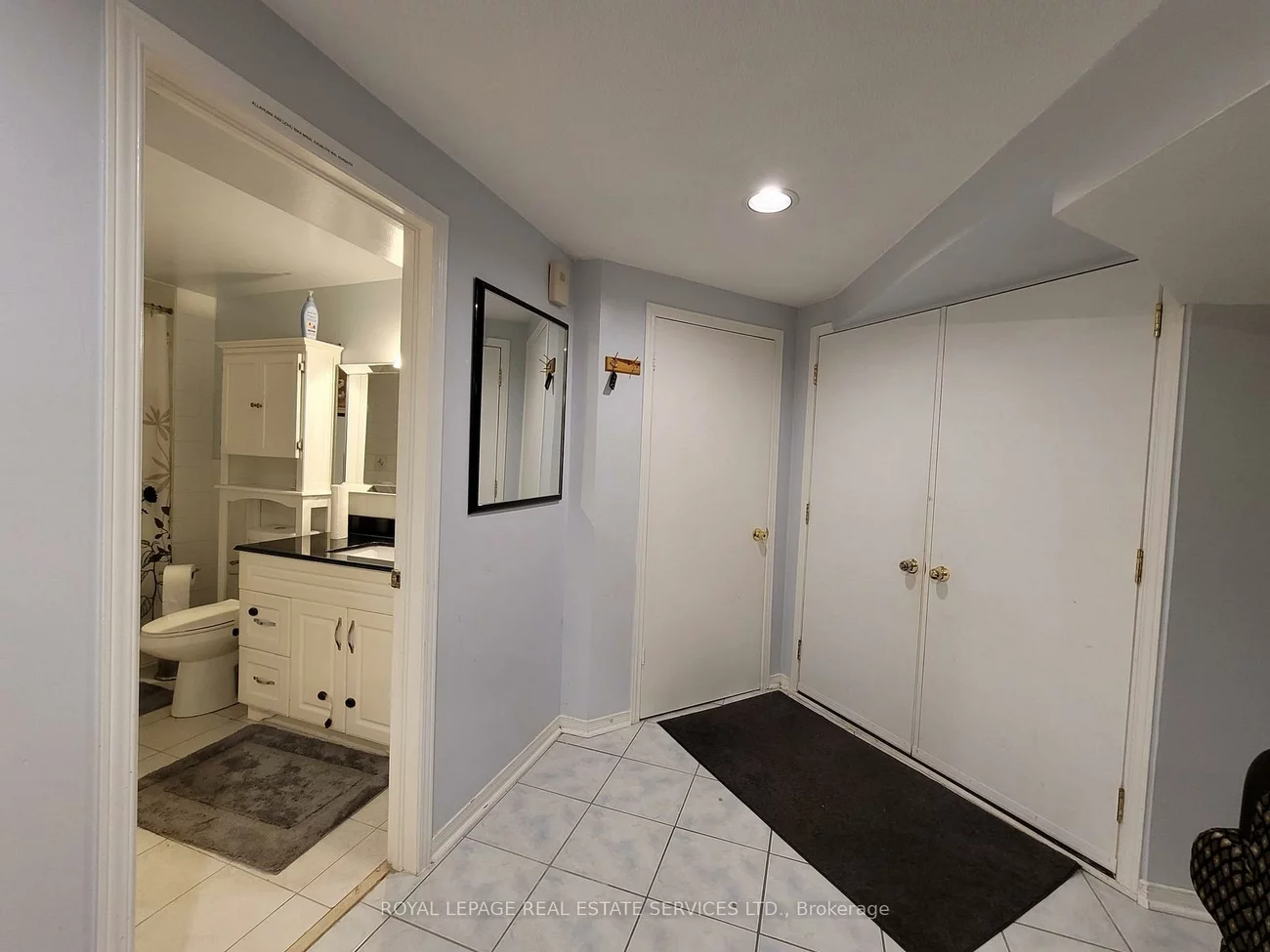 323, Winfield, Hurontario, Mississauga