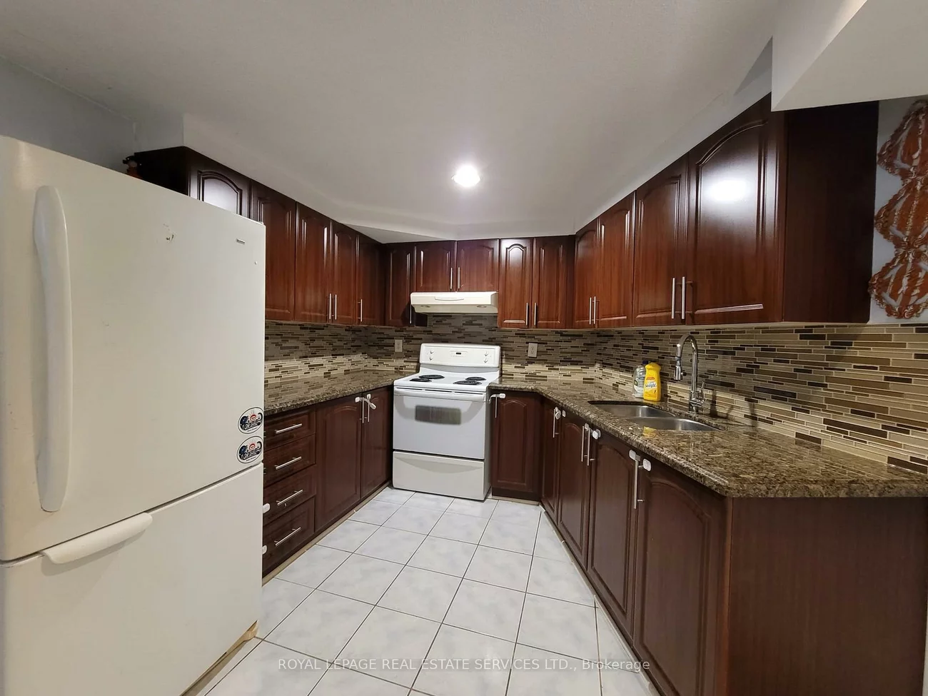 323, Winfield, Hurontario, Mississauga