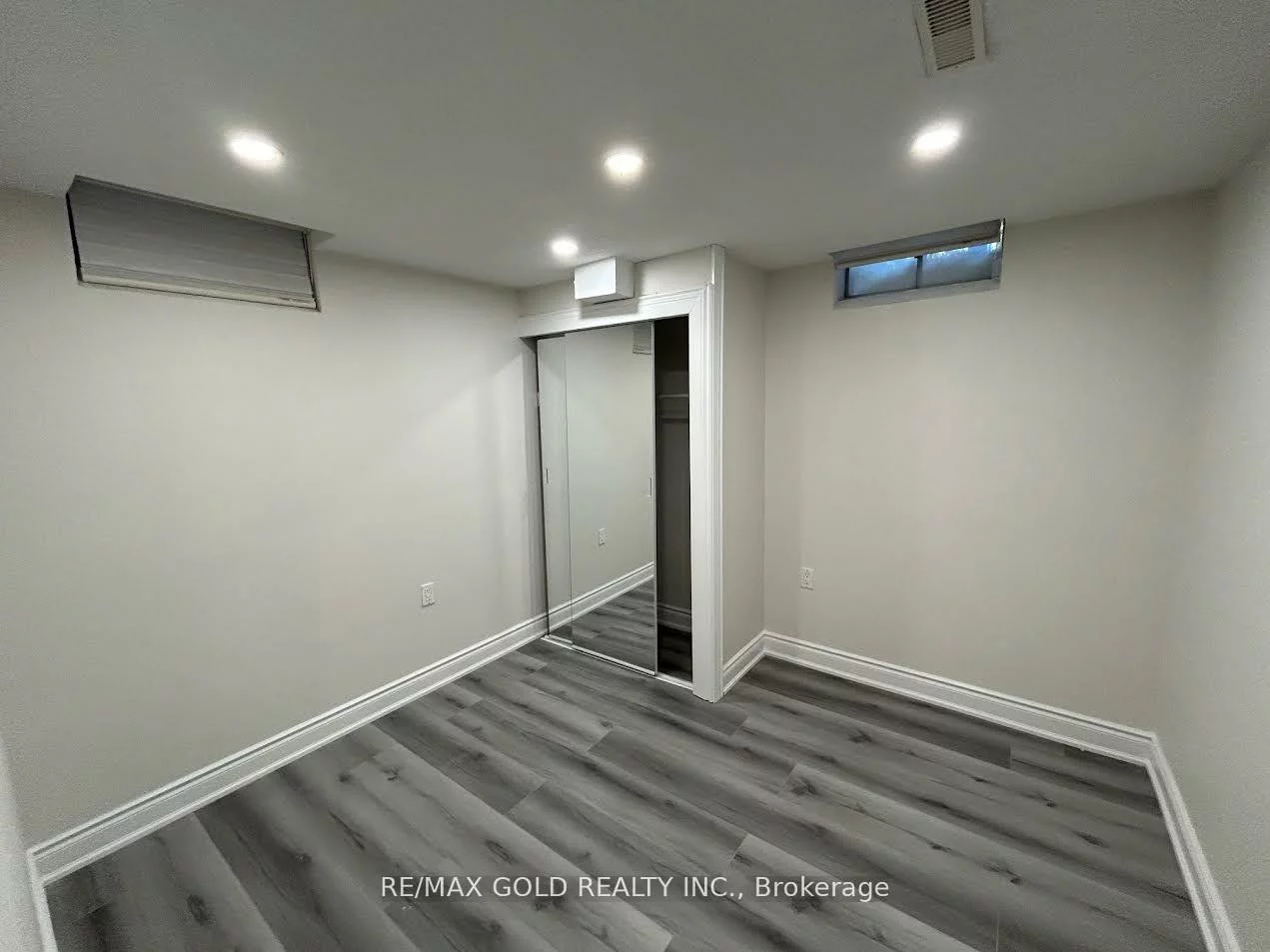1028, Fernandez, East Credit, Mississauga