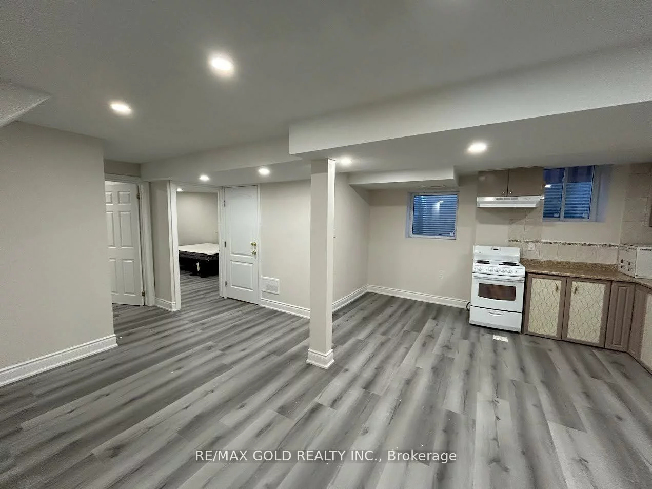 1028, Fernandez, East Credit, Mississauga