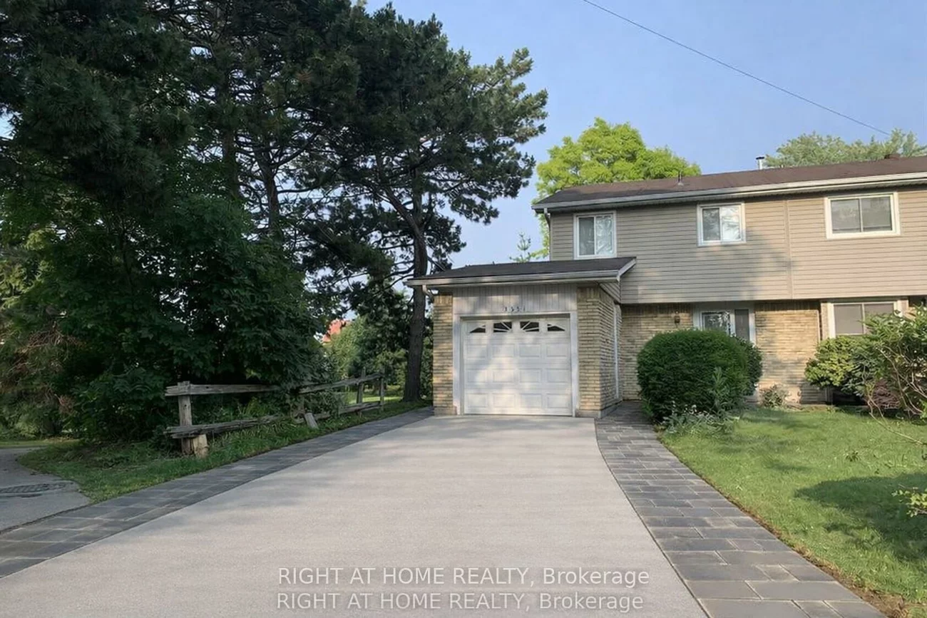 3551, Autumnleaf, Erin Mills, Mississauga