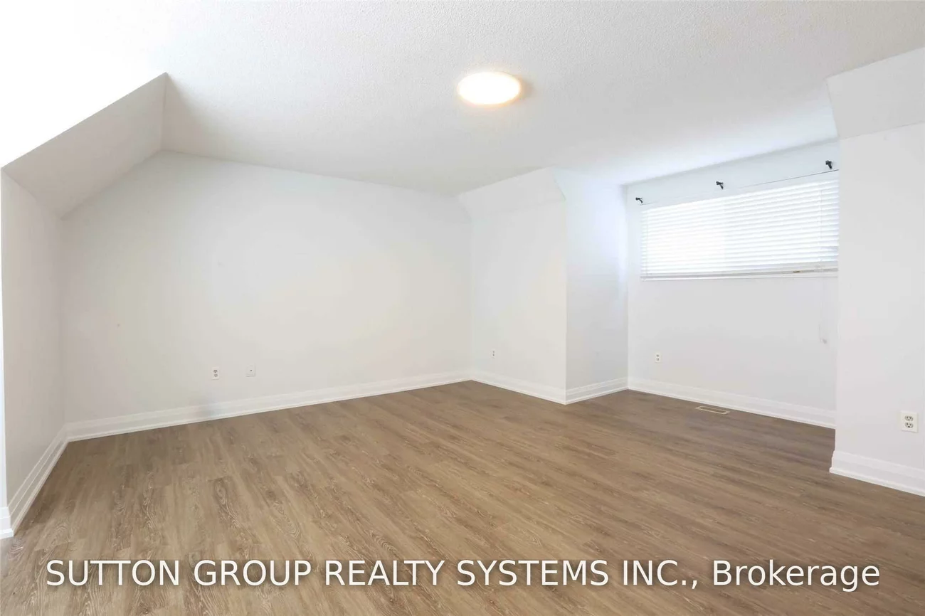 6005, Tenth, Lisgar, Mississauga
