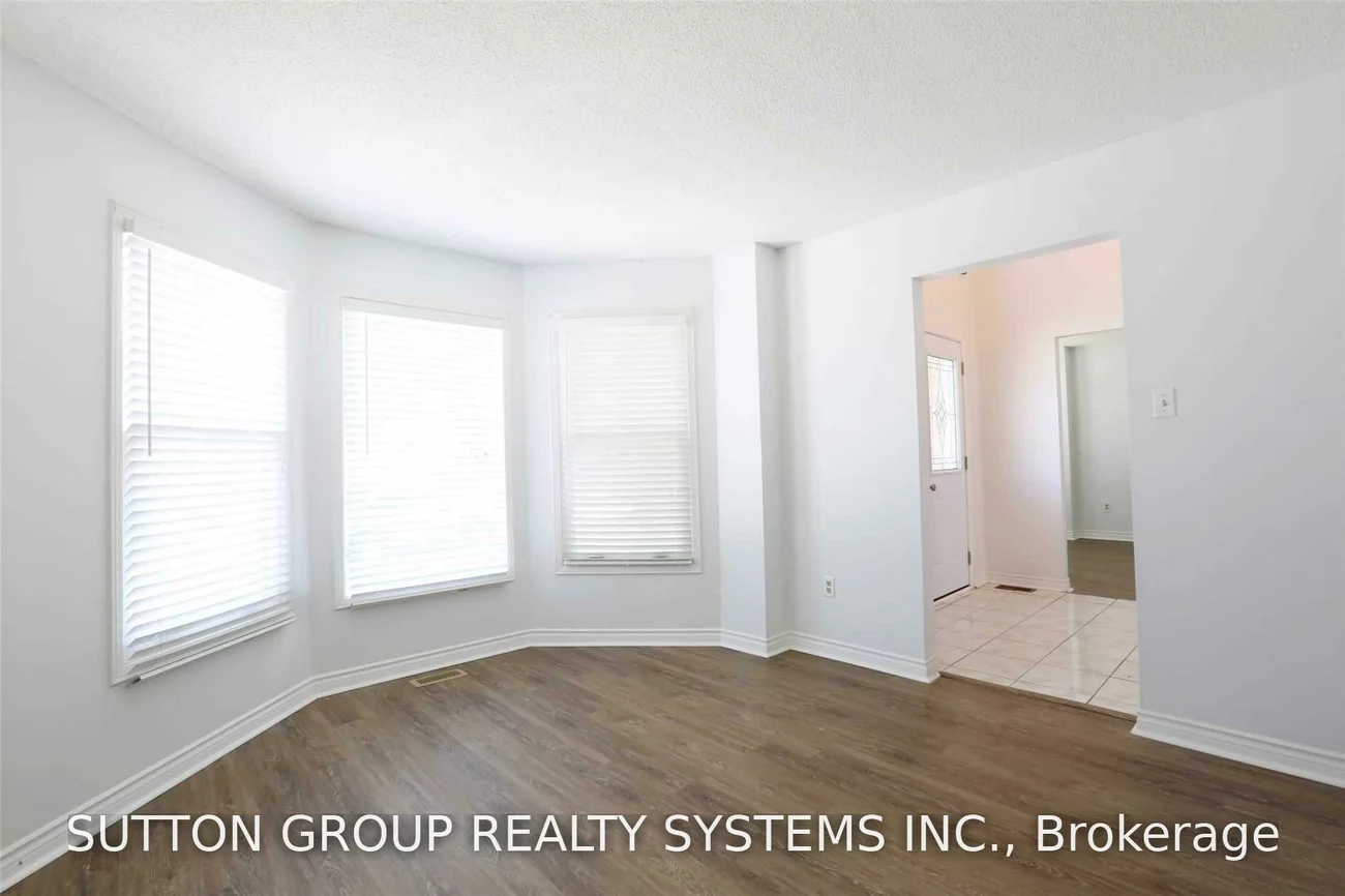 6005, Tenth, Lisgar, Mississauga