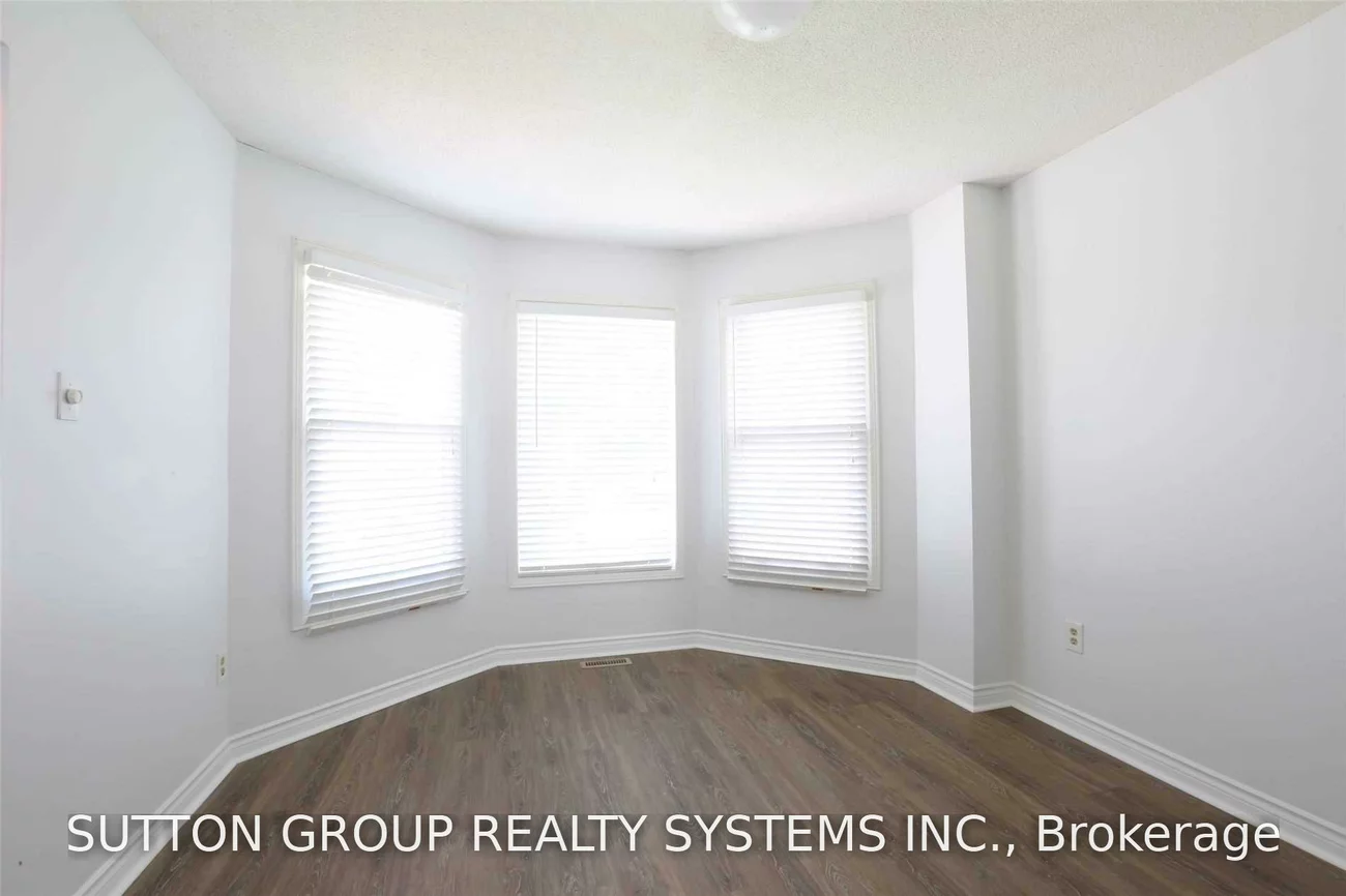 6005, Tenth, Lisgar, Mississauga