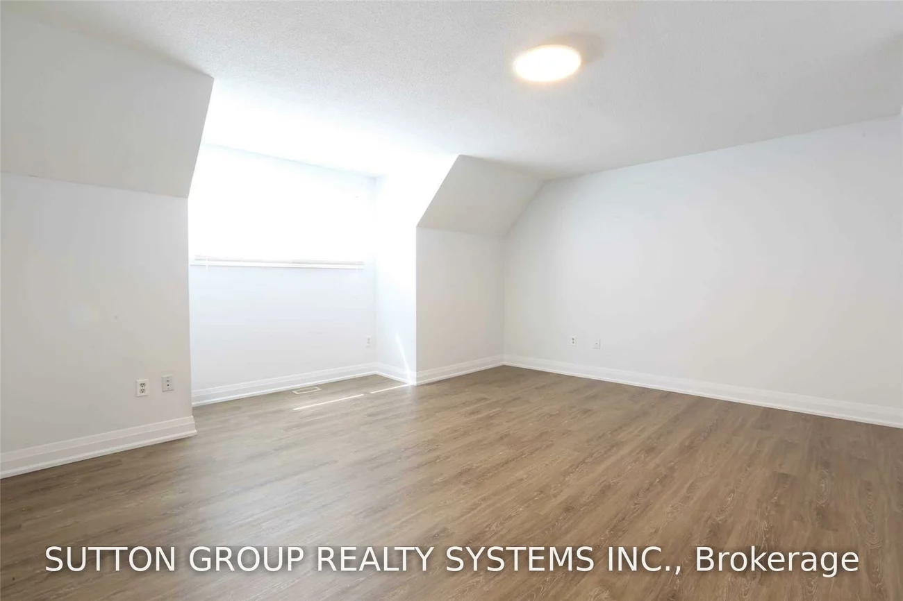 6005, Tenth, Lisgar, Mississauga