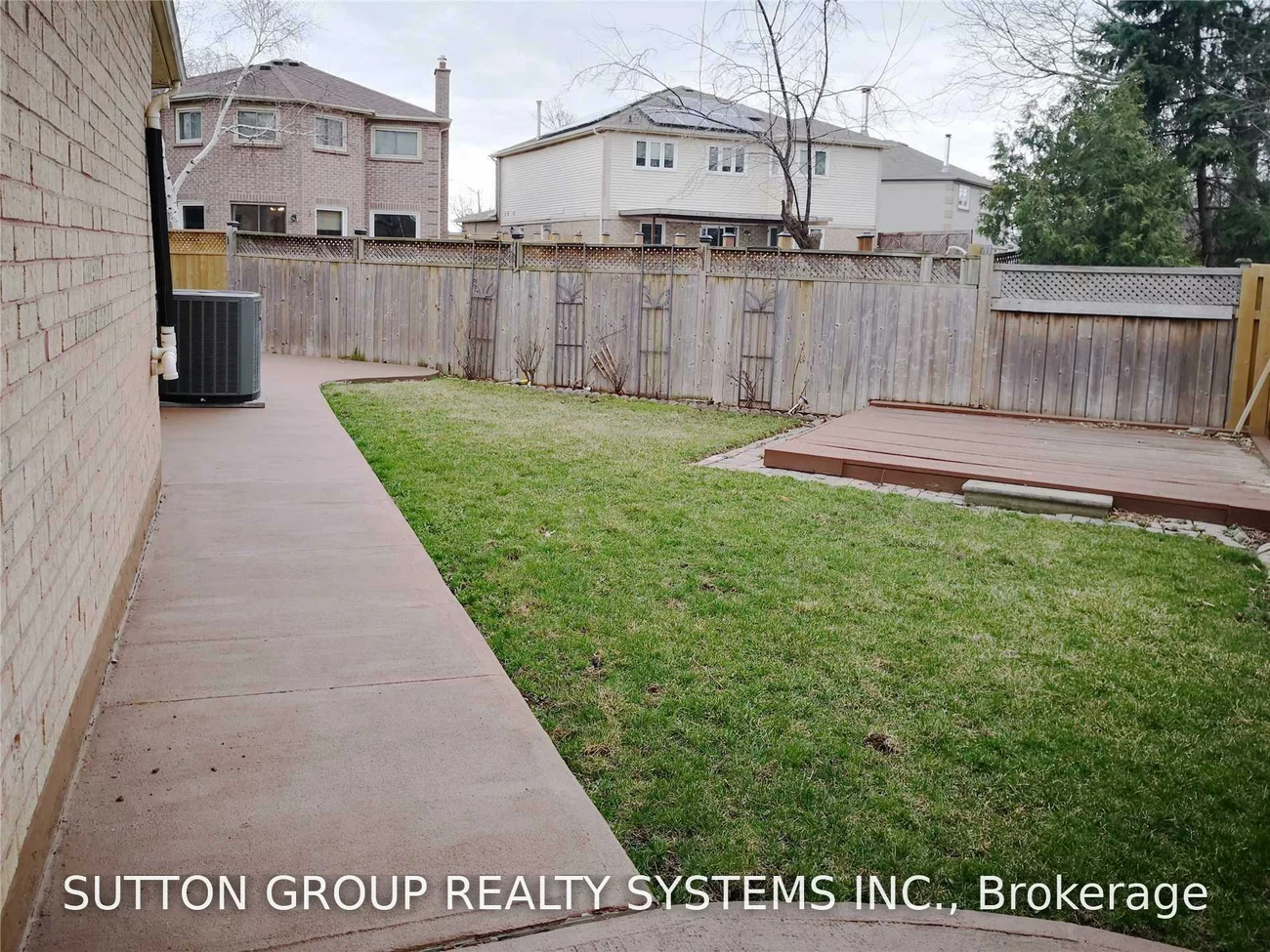 6005, Tenth, Lisgar, Mississauga