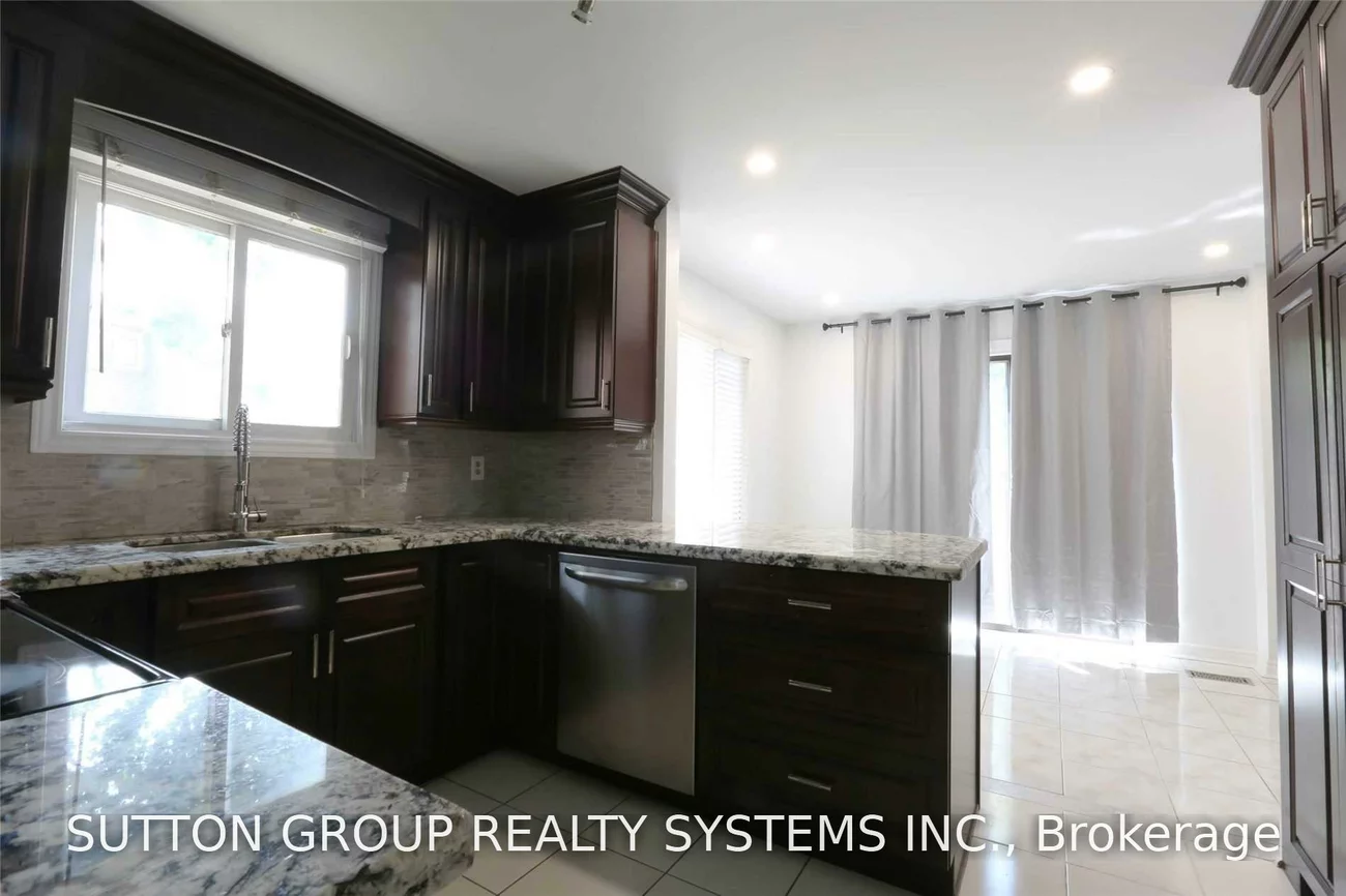 6005, Tenth, Lisgar, Mississauga