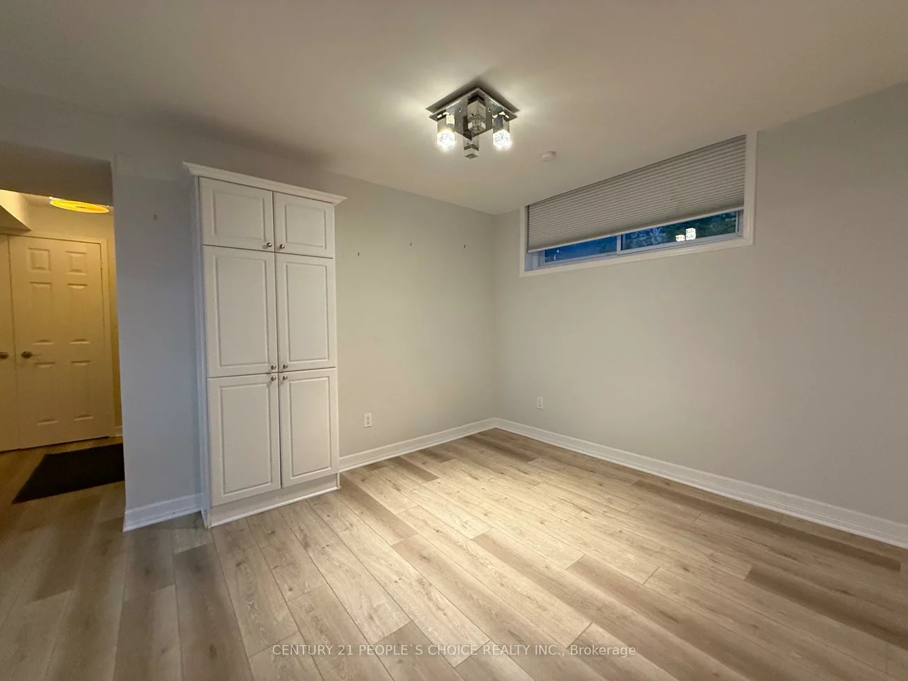 2906, Peacock, Central Erin Mills, Mississauga