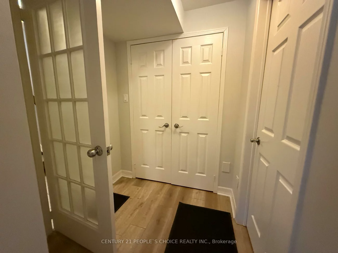 2906, Peacock, Central Erin Mills, Mississauga
