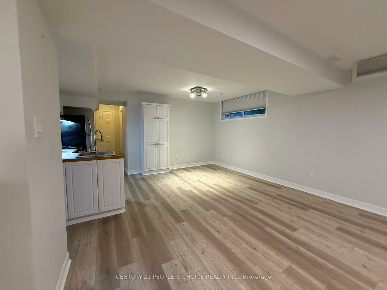 2906, Peacock, Central Erin Mills, Mississauga