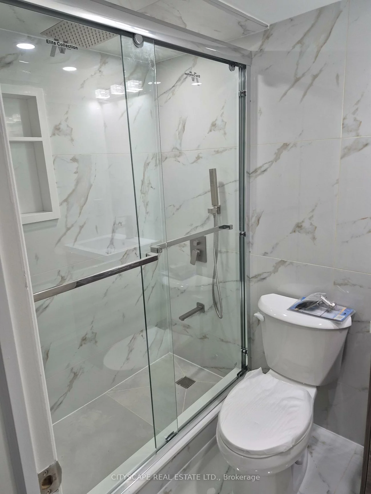 1667, Summergrove, East Credit, Mississauga