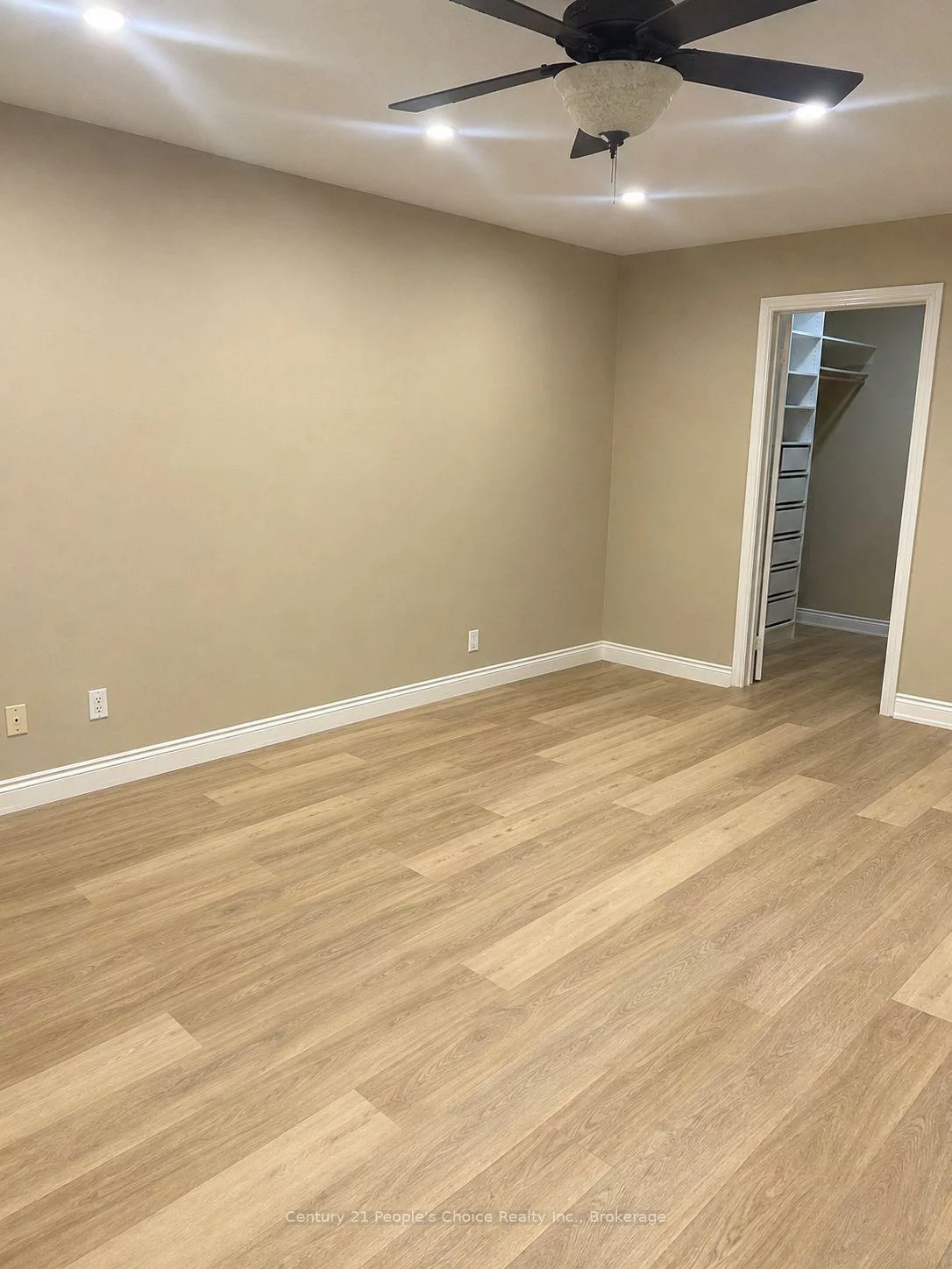 670, Macbeth, Meadowvale Village, Mississauga
