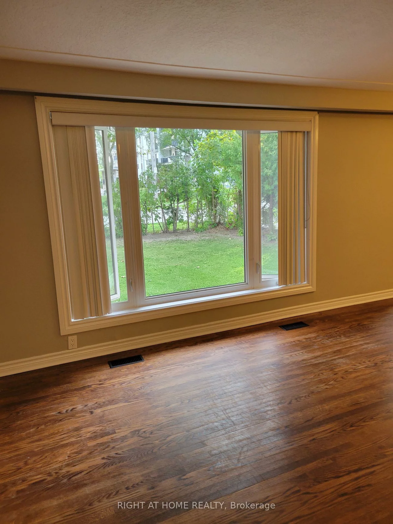 2575, Argyle, Cooksville, Mississauga