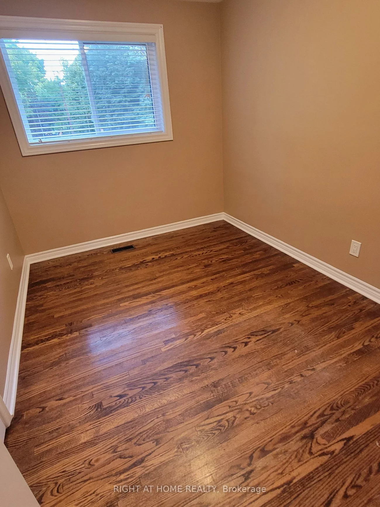 2575, Argyle, Cooksville, Mississauga