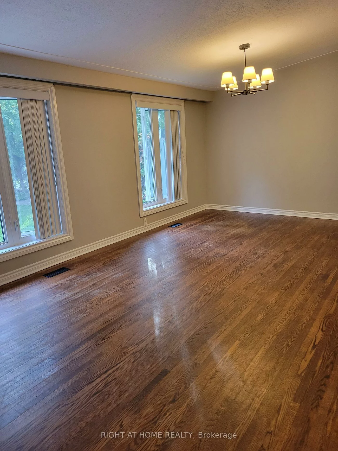 2575, Argyle, Cooksville, Mississauga