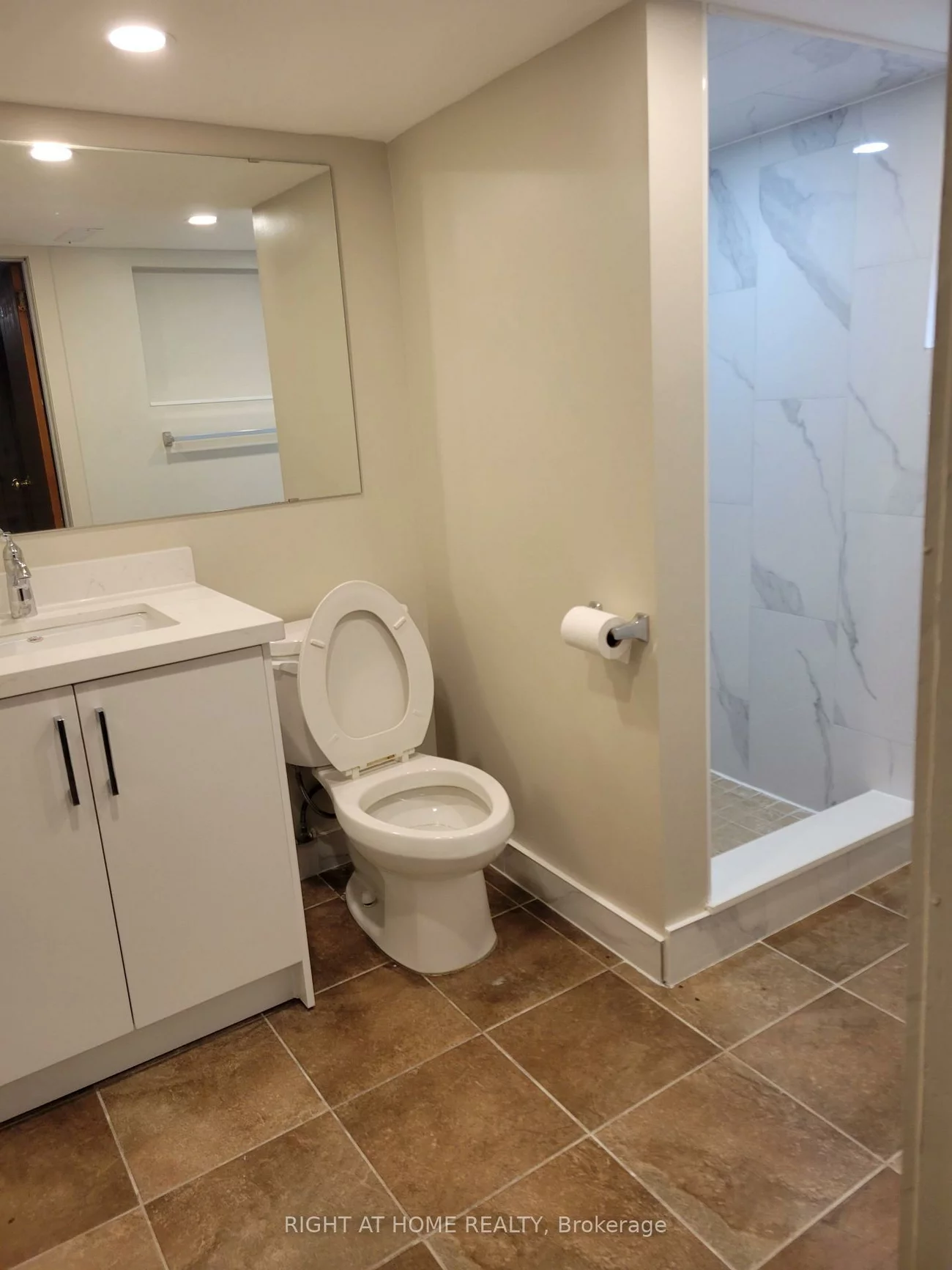 2575, Argyle, Cooksville, Mississauga
