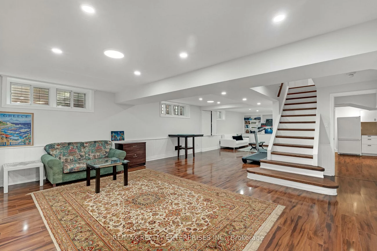 2084, Obeck, Sheridan, Mississauga