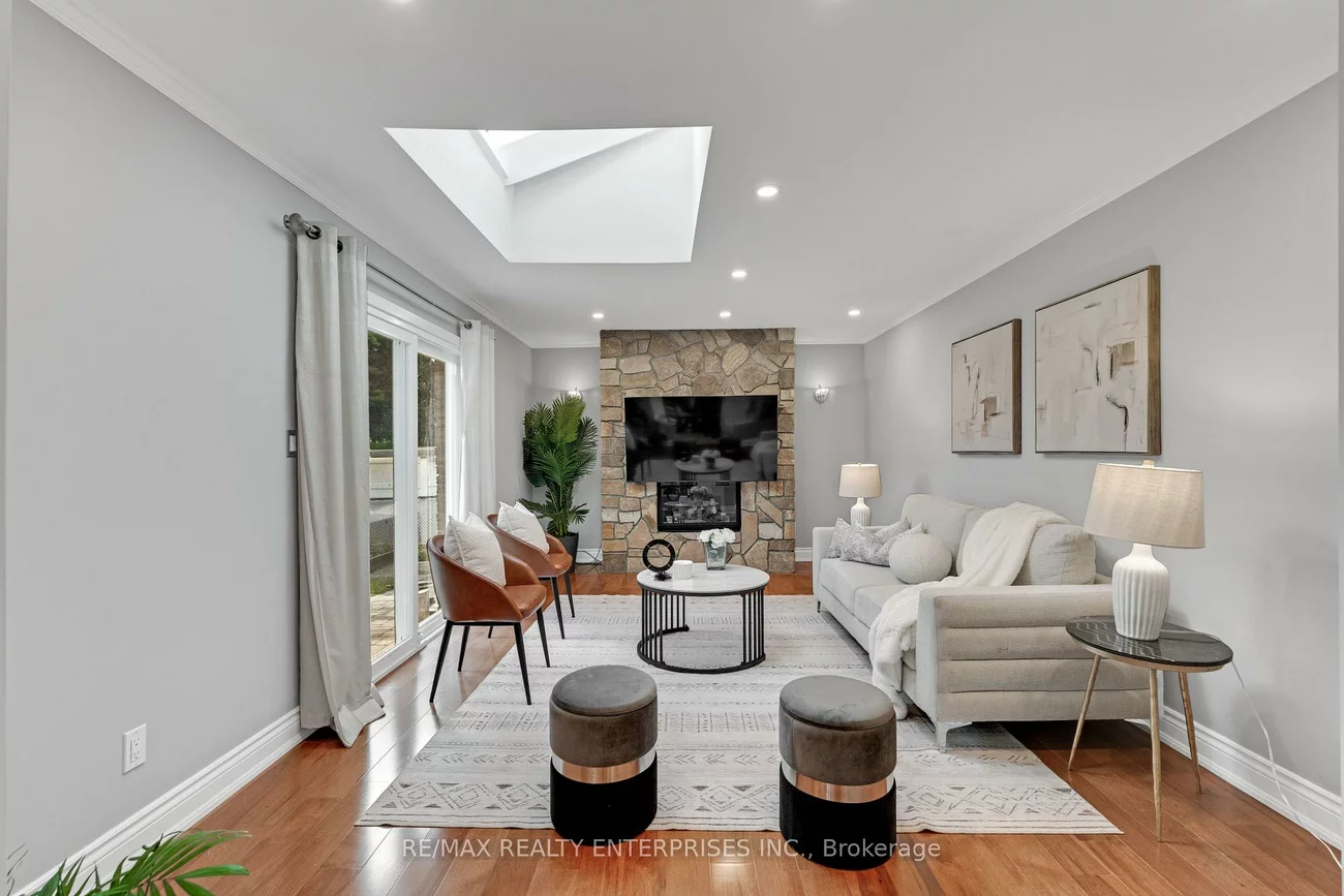 2084, Obeck, Sheridan, Mississauga