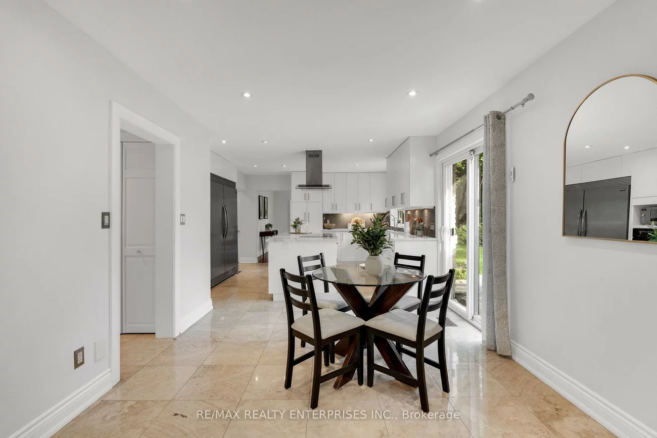 2084, Obeck, Sheridan, Mississauga