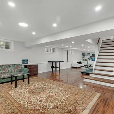 2084, Obeck, Sheridan, Mississauga