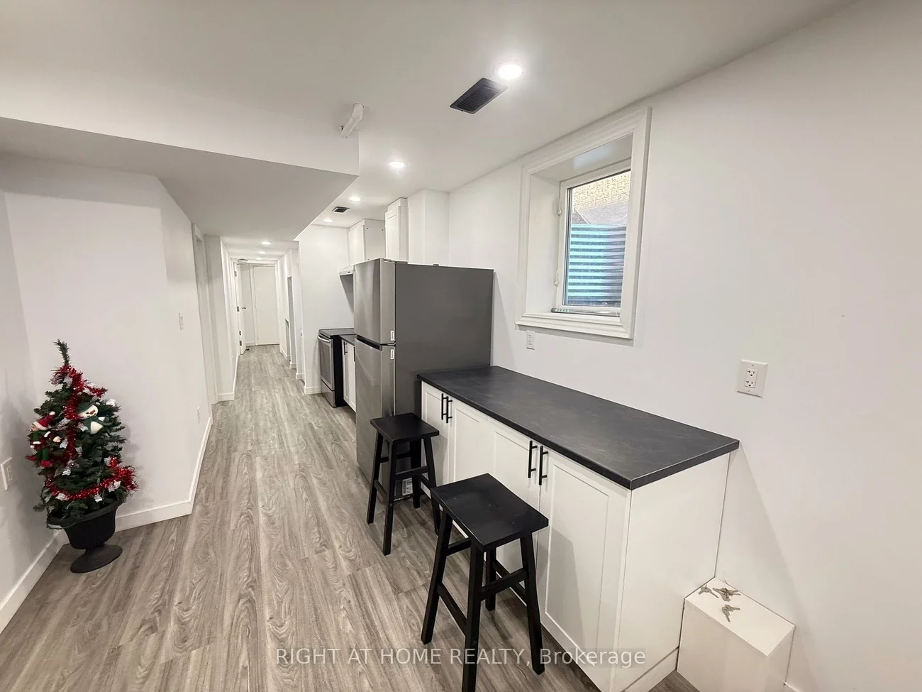 4802, Bluefeather, Hurontario, Mississauga