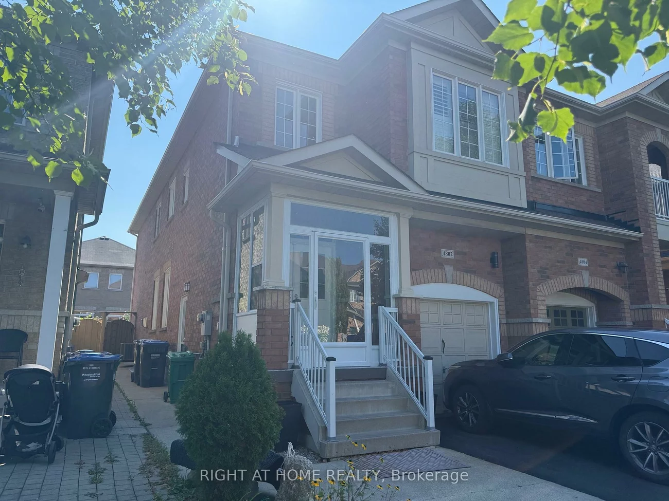 4802, Bluefeather, Hurontario, Mississauga