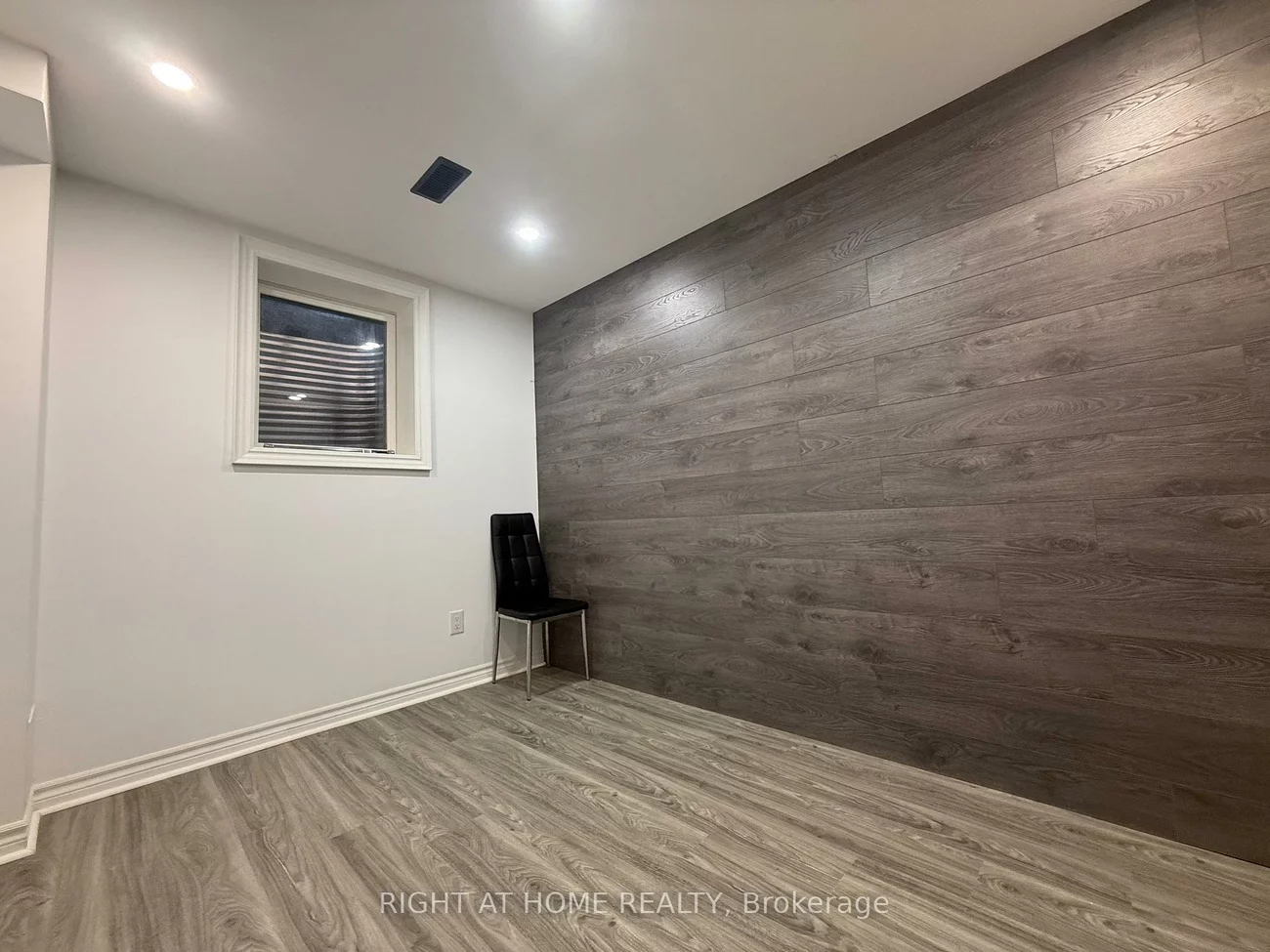 4802, Bluefeather, Hurontario, Mississauga