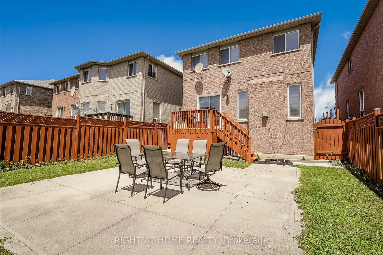 3470, Crimson King, Lisgar, Mississauga