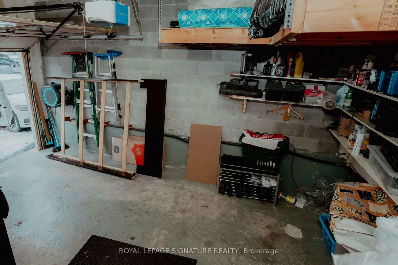 945, Mandolin, Meadowvale Village, Mississauga