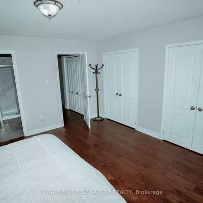 945, Mandolin, Meadowvale Village, Mississauga