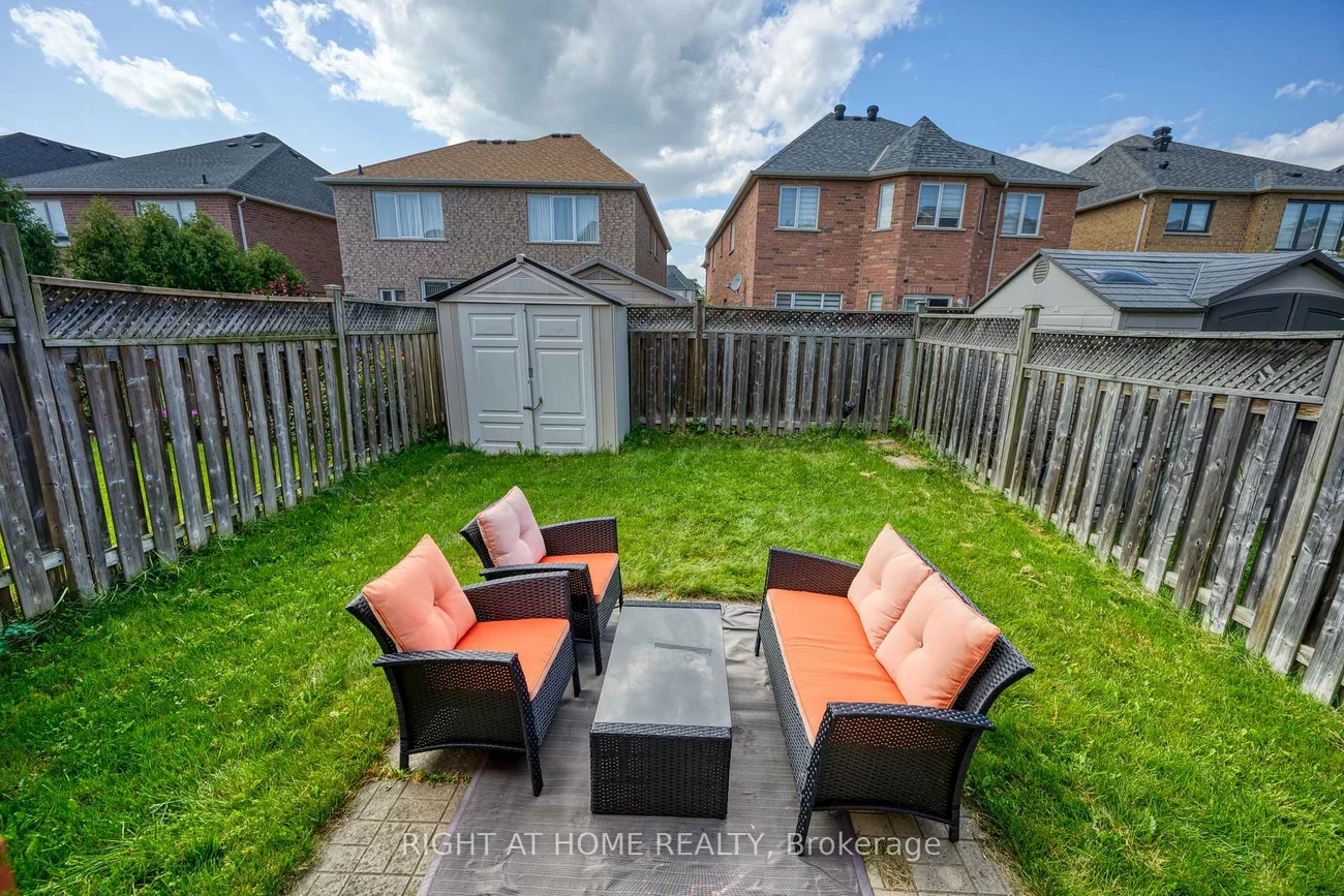 6683, Opera Glass, Meadowvale Village, Mississauga