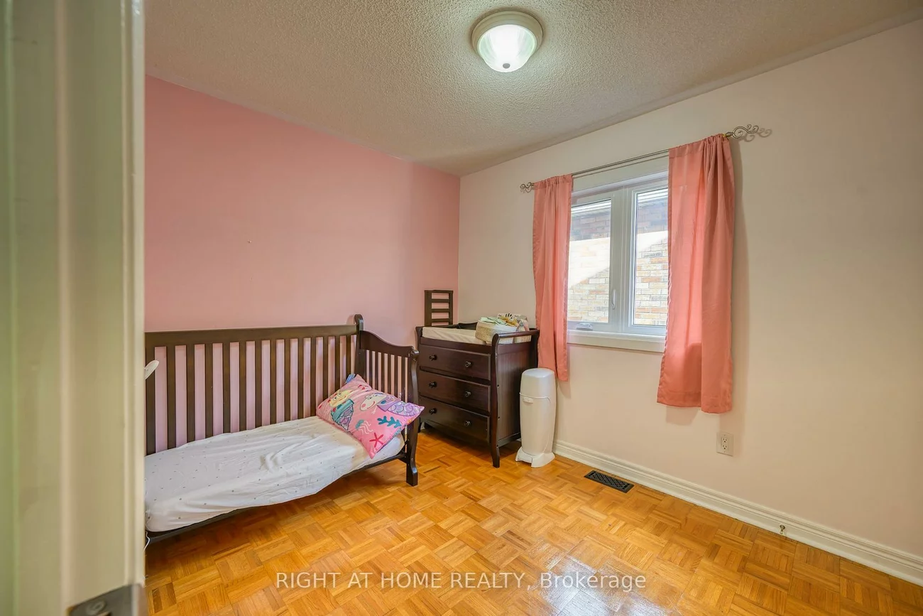 6683, Opera Glass, Meadowvale Village, Mississauga