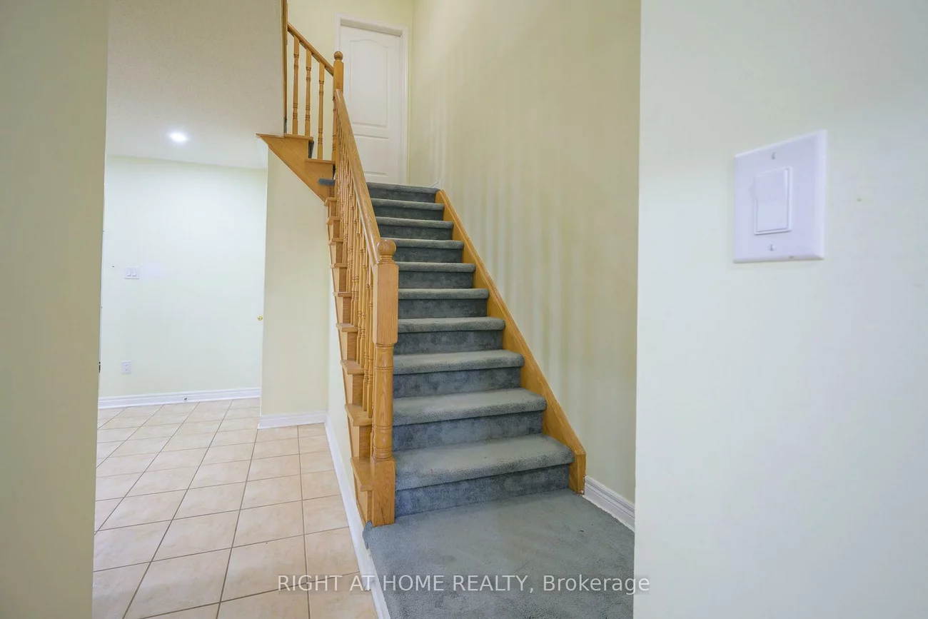 6683, Opera Glass, Meadowvale Village, Mississauga