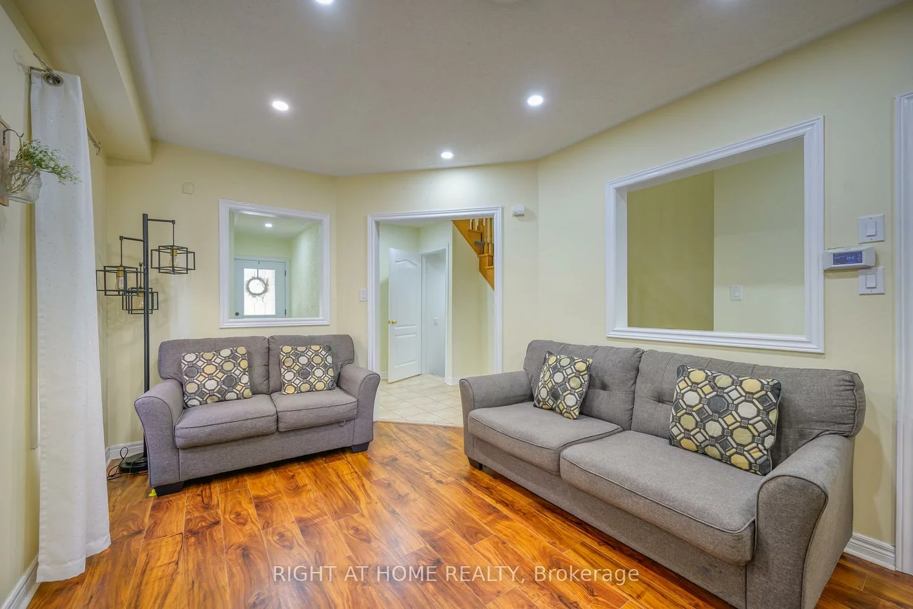 6683, Opera Glass, Meadowvale Village, Mississauga