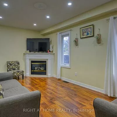 6683, Opera Glass, Meadowvale Village, Mississauga